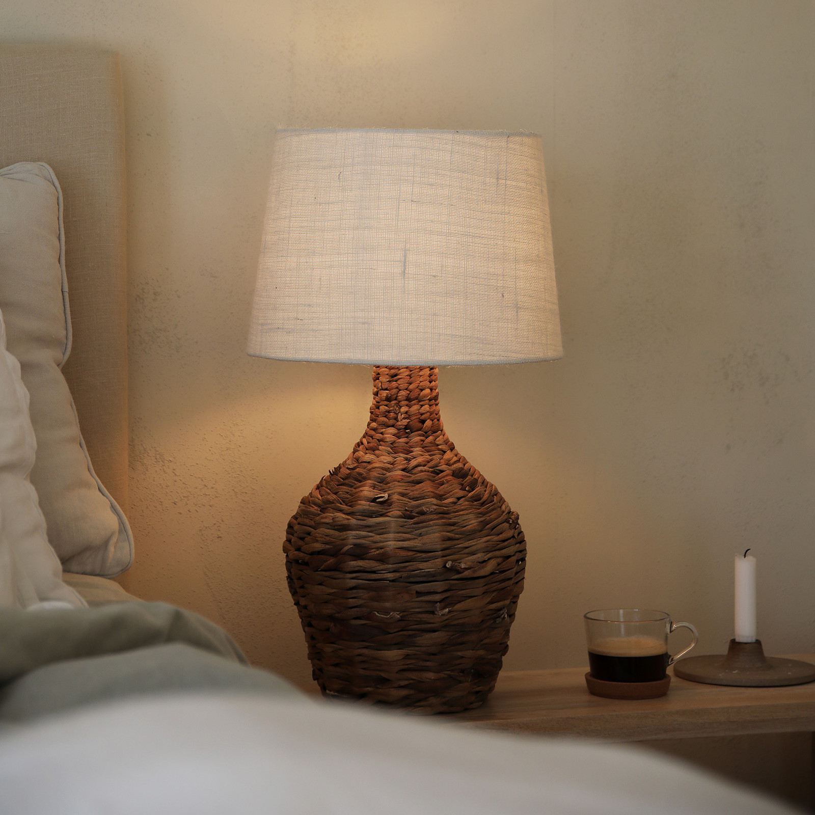 Alternativ bild 1 för Markslöjd - Paglia 1 Bordslampa Beige/Natural Markslöjd